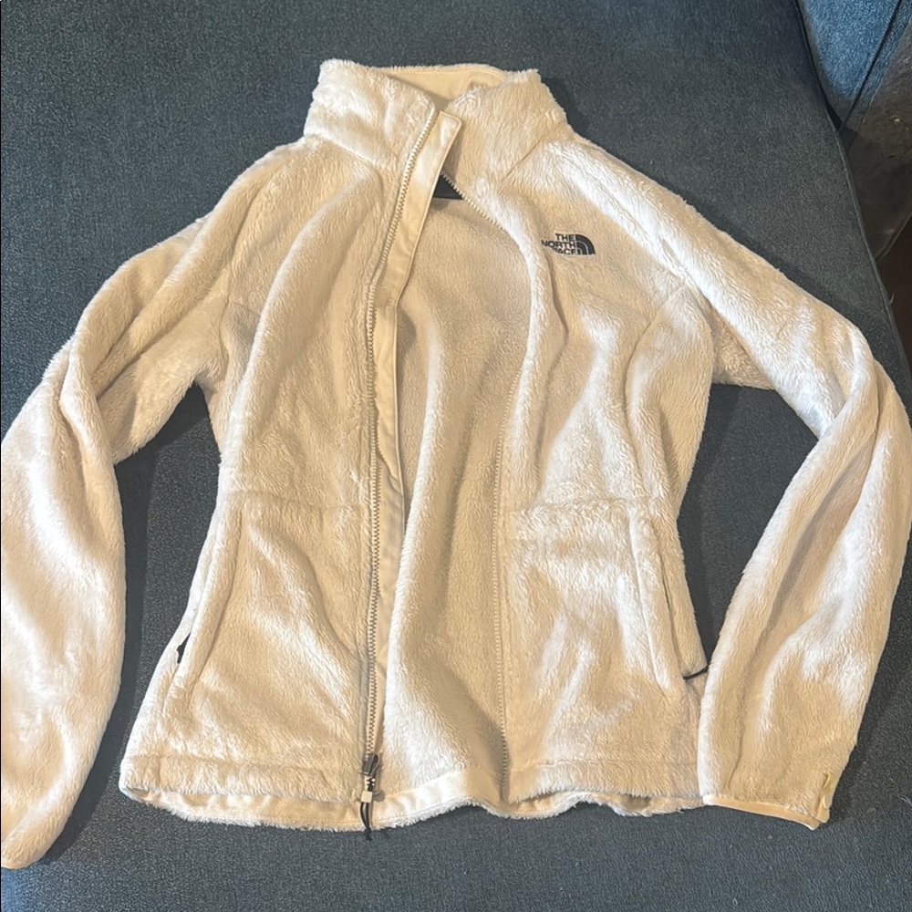 The North Face White Teddy Jacket Cozy Outerwear ski jacket